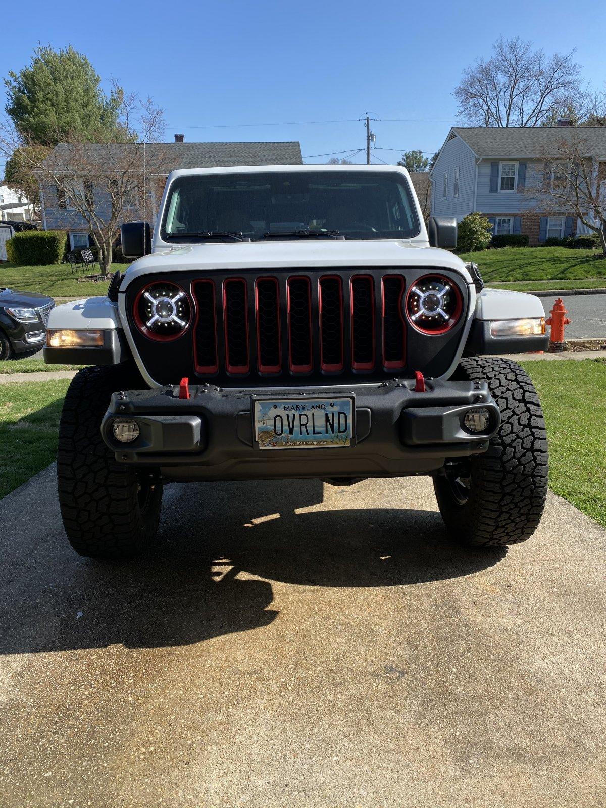 Jeep Gladiator Paint your stock grill vs. buying new one? BA62F6CA-F43C-4E6E-854D-BBAD8782166F