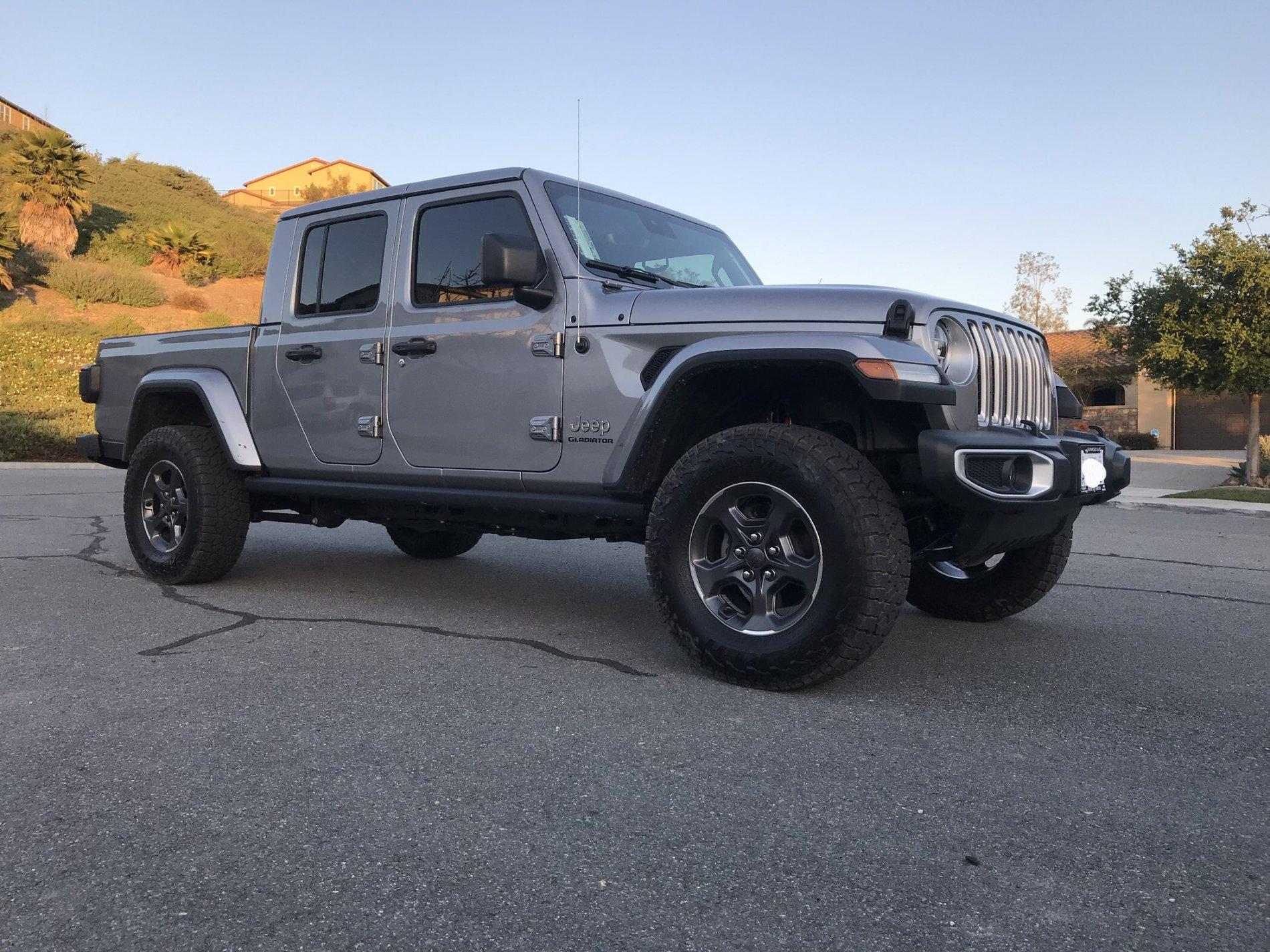 Jeep Gladiator Rubicon suspension on a Overland 0B5240D4-D784-429B-A1F6-587394462A21