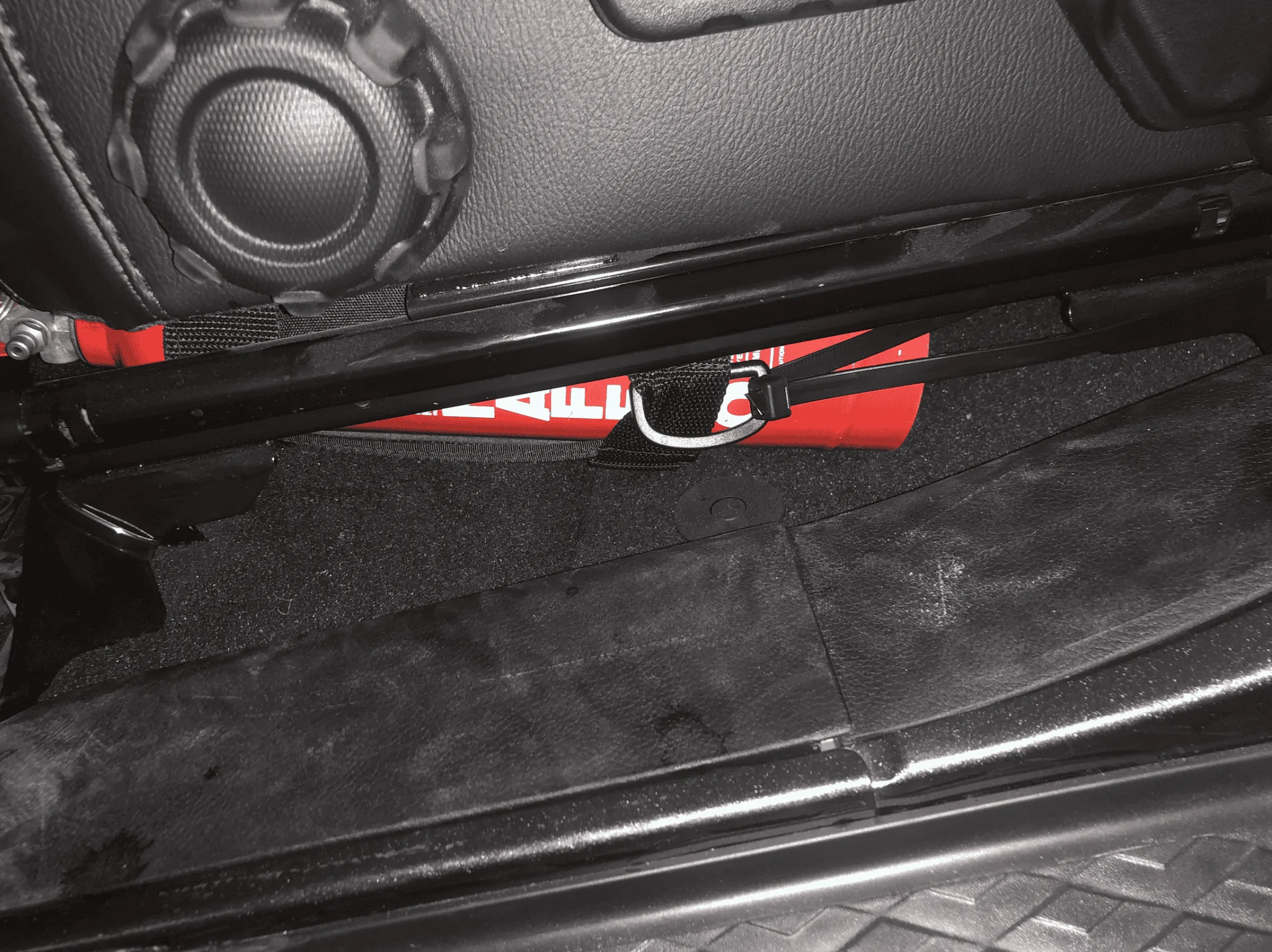 Jeep Gladiator Mounted my Fire Extinguisher! Screen Shot 2020-04-24 at 7.14.26 PM