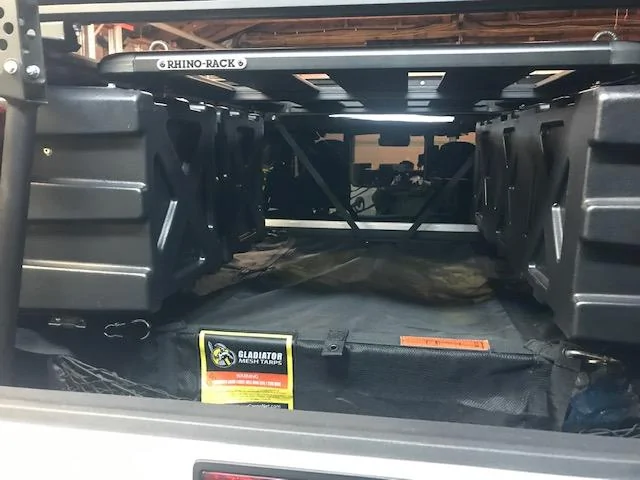 Jeep Gladiator Rhino roof rack and rails Rhino2