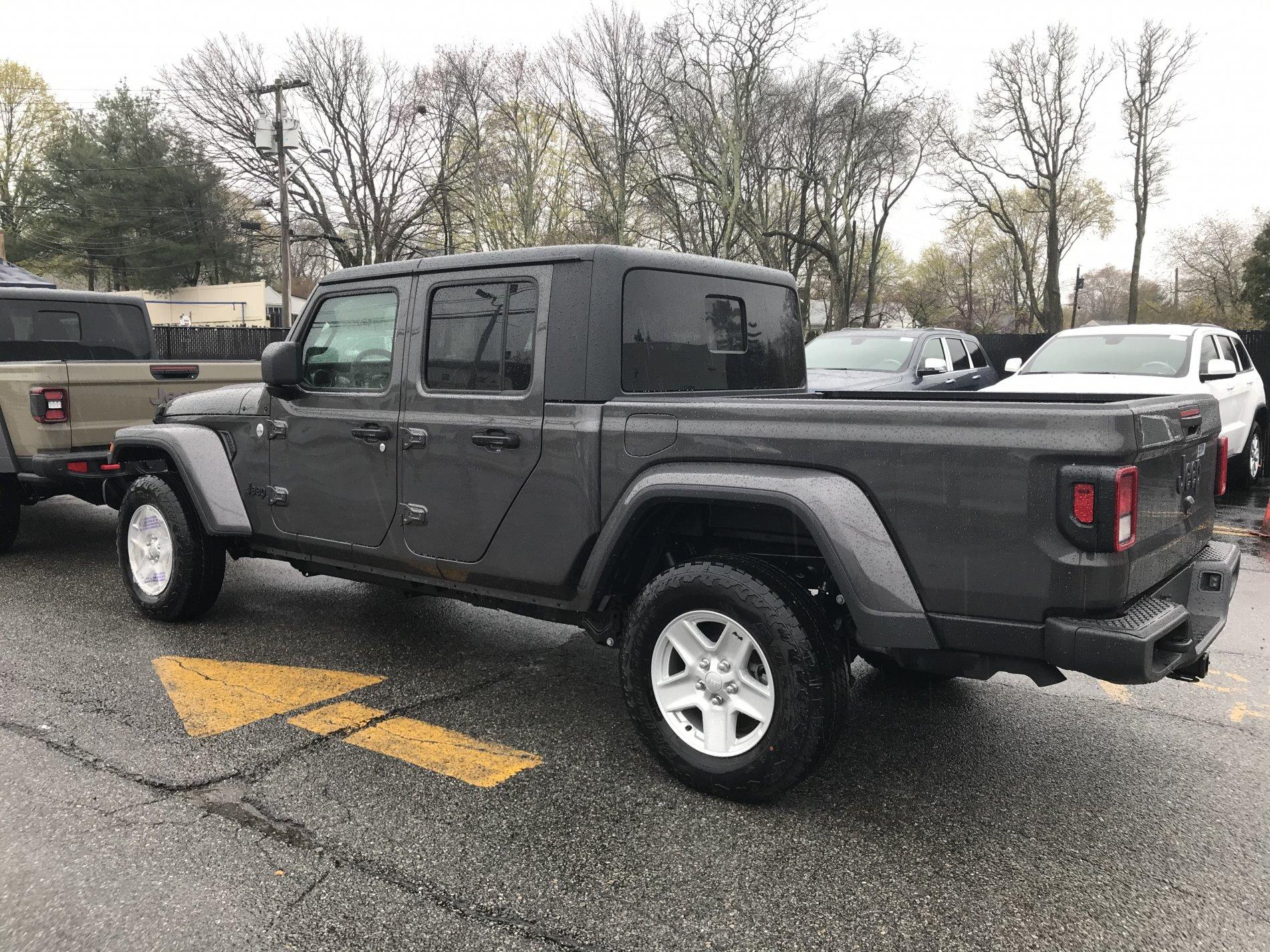 Jeep Gladiator Any Long Island JT owners? 8AAE91C1-3672-4104-9926-FB9CC31B3B79
