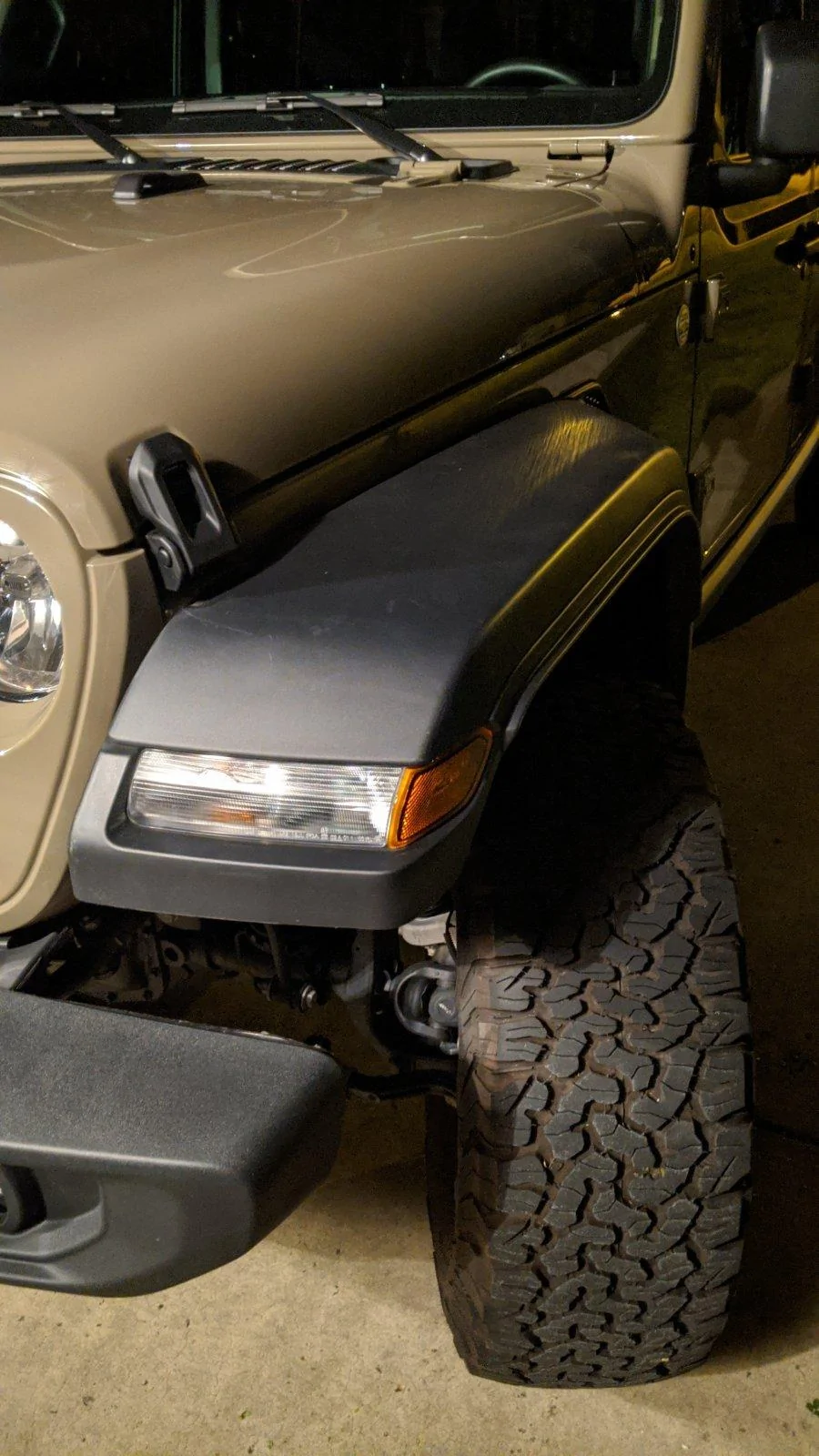 Jeep Gladiator Front Fender Flare removal IMG_20200424_212545
