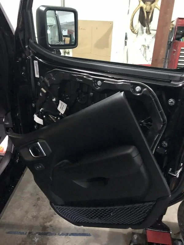 Jeep Gladiator Black and gold gladiator 49814422593_b667c47b67_c