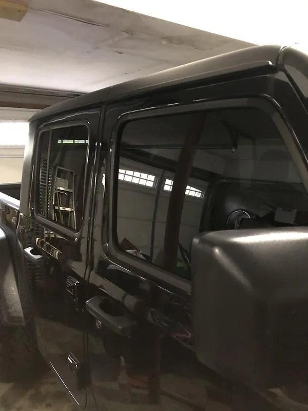 Jeep Gladiator Black and gold gladiator 49815272817_005391c7d0_c