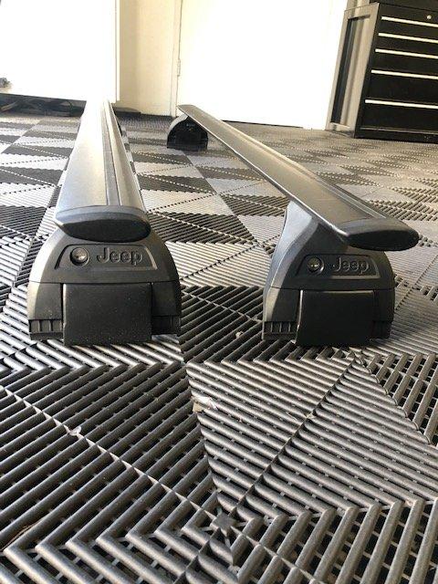 Jeep Gladiator JT/JL OEM Factory Roof Racks - So Cal IMG_7631