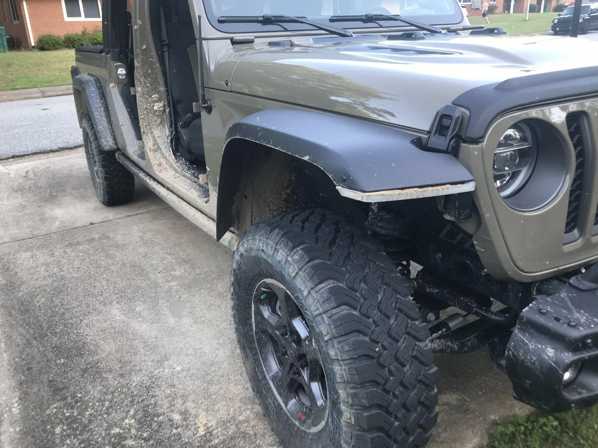 Jeep Gladiator Gator Swamp Fox F45C5E43-3AC6-476C-A09D-875816DA295D