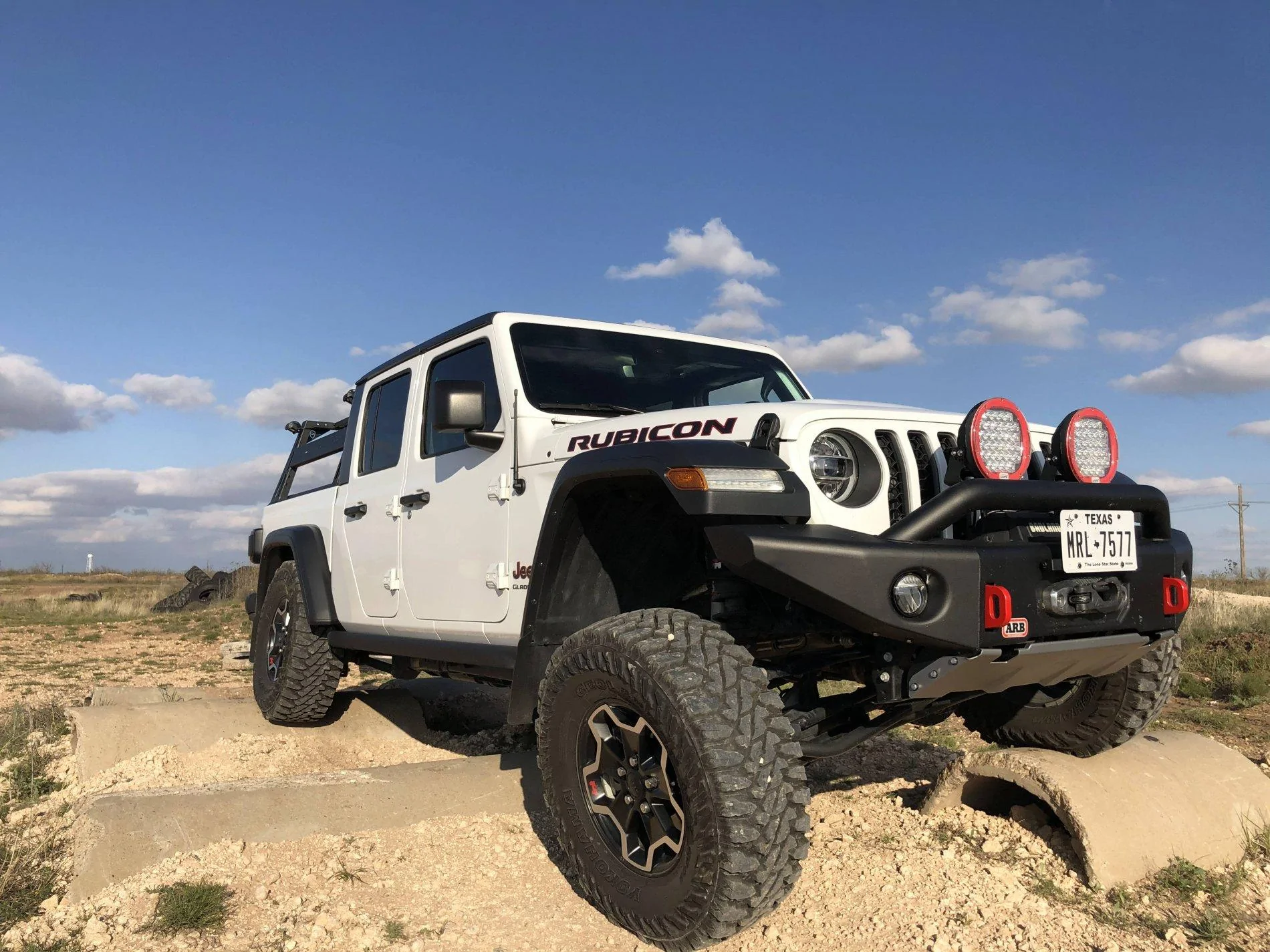 Jeep Gladiator Bed Rack, Bumper, & More For Sale IMG_2124 (1)