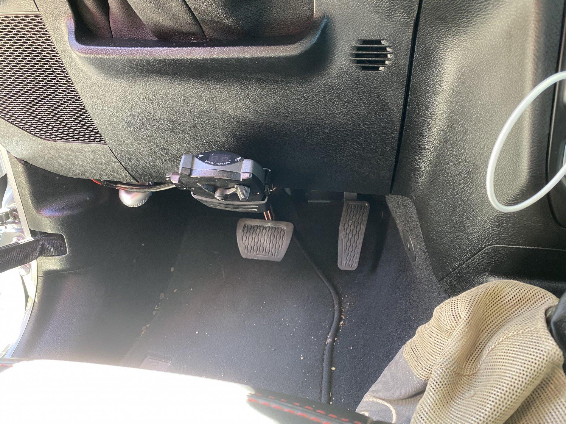 Jeep Gladiator Mounting Location For A Traditional Brake Controller IMG_6514