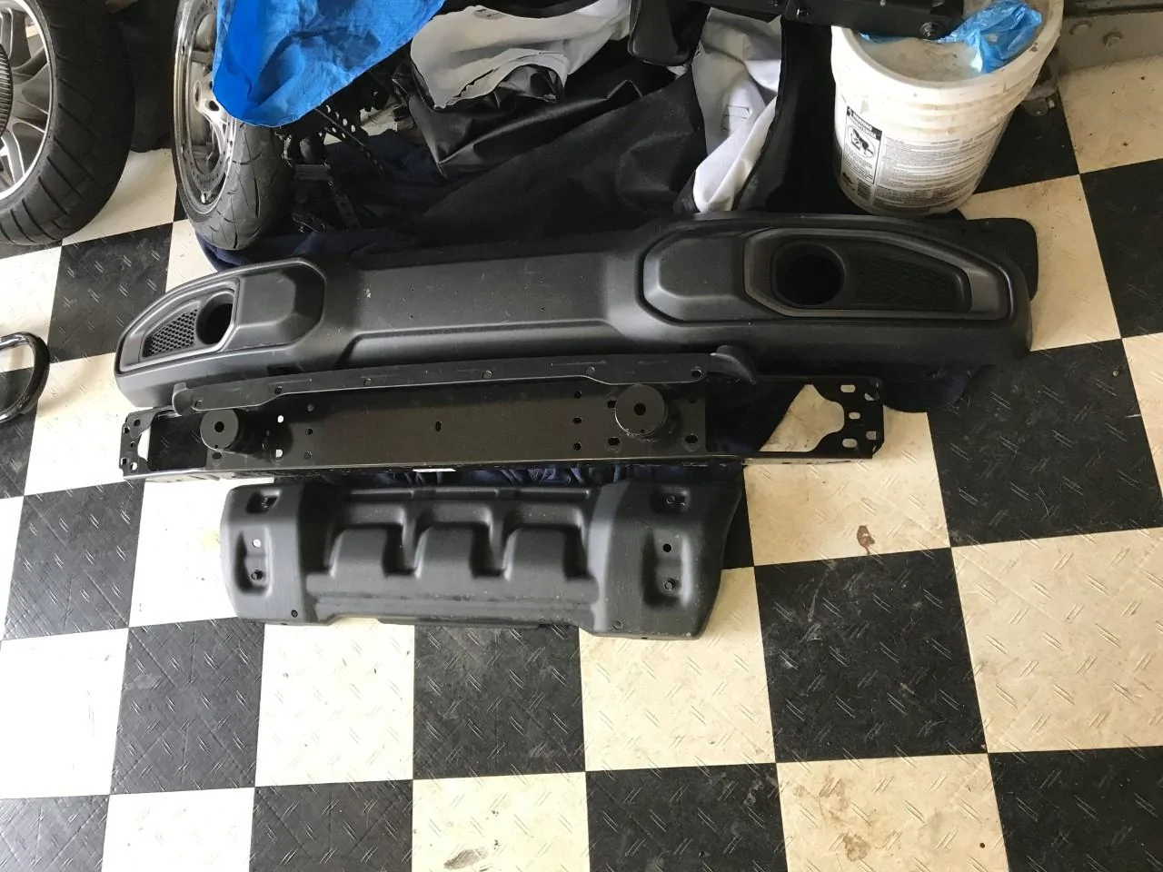 Jeep Gladiator Free plastic front bumper (rubicon) thumbnail_IMG_3486