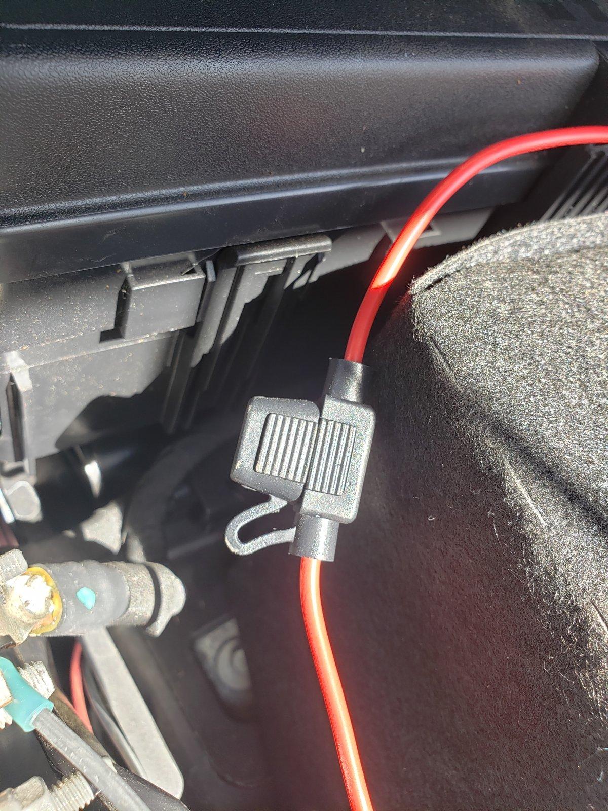 Jeep Gladiator No bed power? No problem! $9.99 do it yourself. 20200427_152250