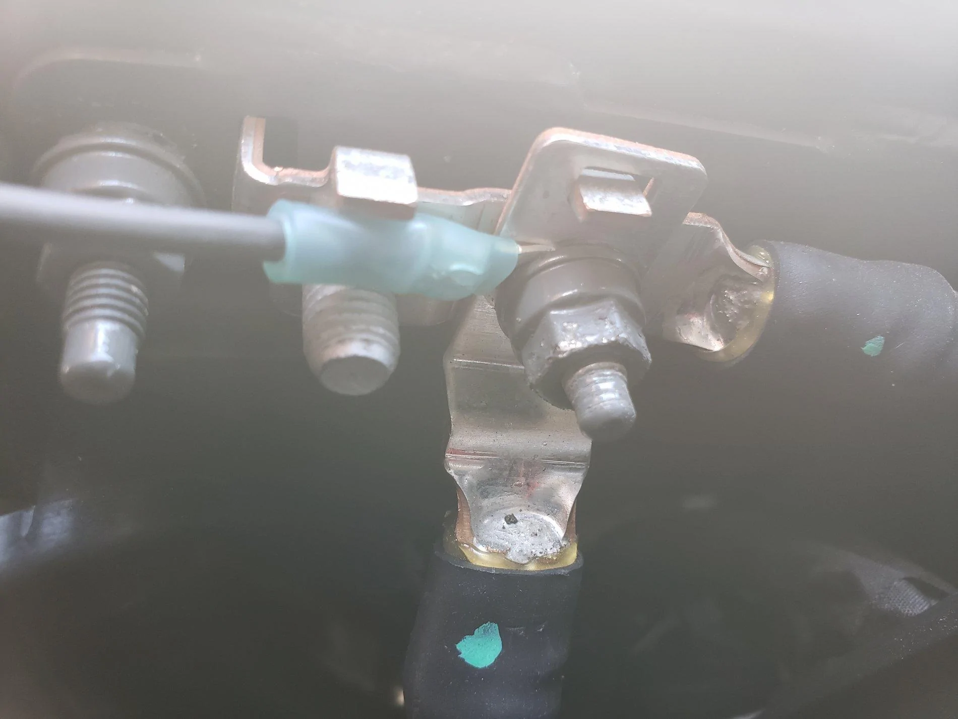 Jeep Gladiator No bed power? No problem! $9.99 do it yourself. 20200427_151618