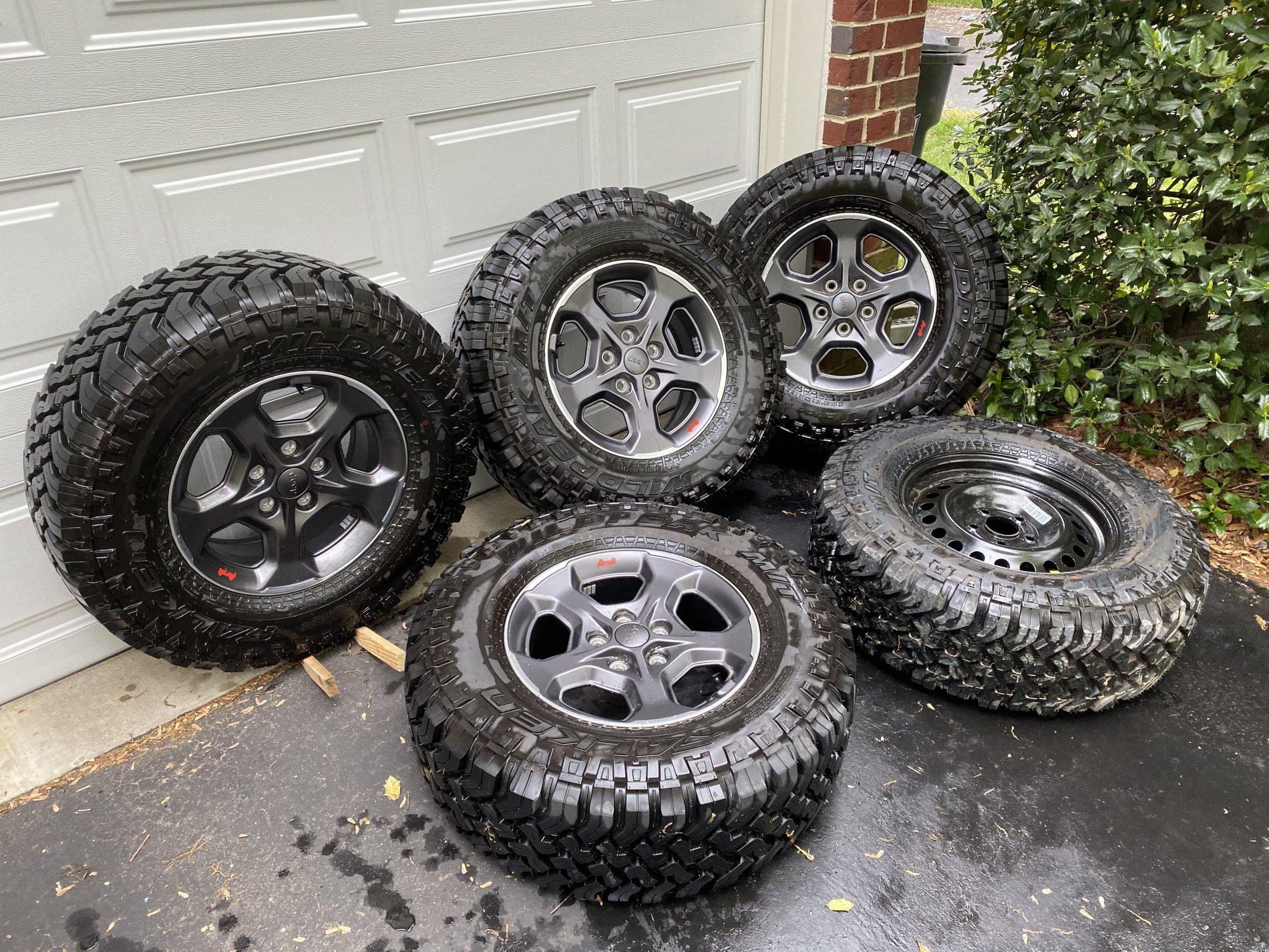 Jeep Gladiator FS: 5 Rubicon wheels with Falken M/T tires and TPMS IMG_5129