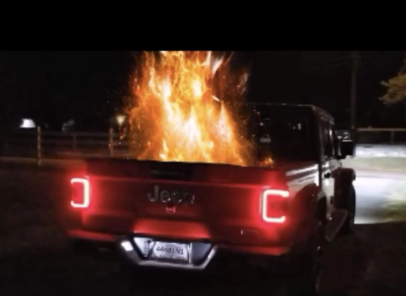 Jeep Gladiator No bed power? No problem! $9.99 do it yourself. B8C7E97A-5392-4789-A453-41653C467599