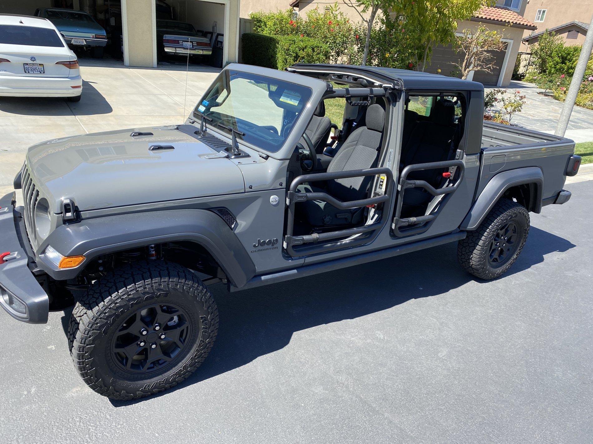 Jeep Gladiator STING GRAY Gladiator JT Club 772992C9-D46F-4145-A61E-C55A88CDF310