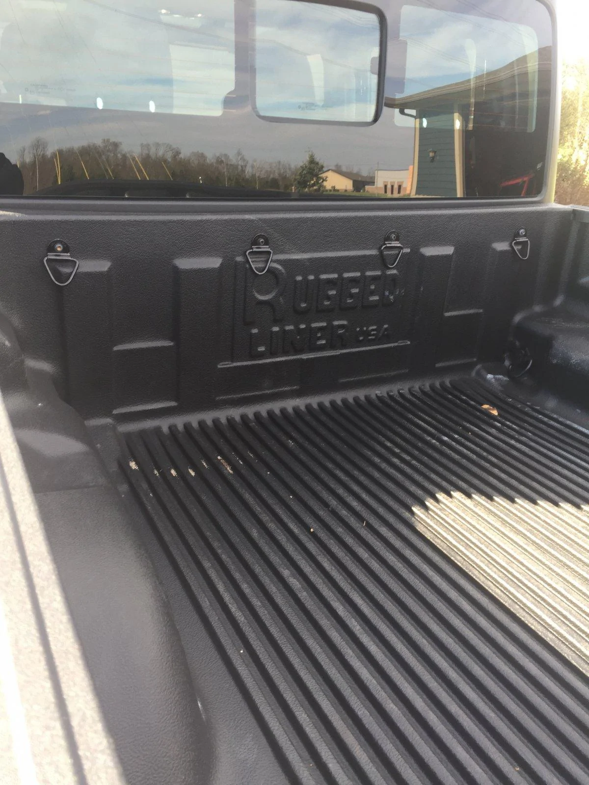Jeep Gladiator Rugged Liner or Mopar drop-in liner... IMG-7188