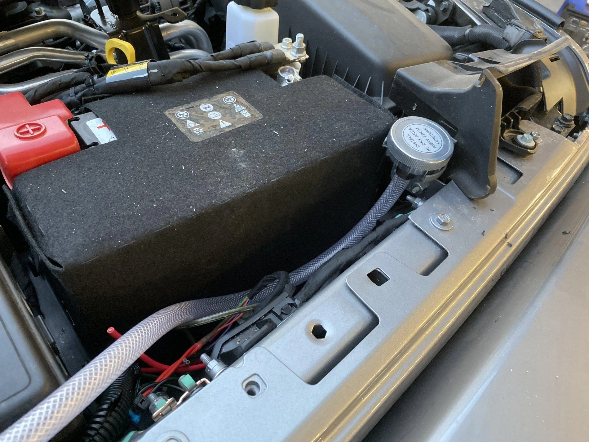 Jeep Gladiator Maximus-3 compressor mount install. 60955962914__CFE2B296-5429-42DF-868A-E1A33C52DE19