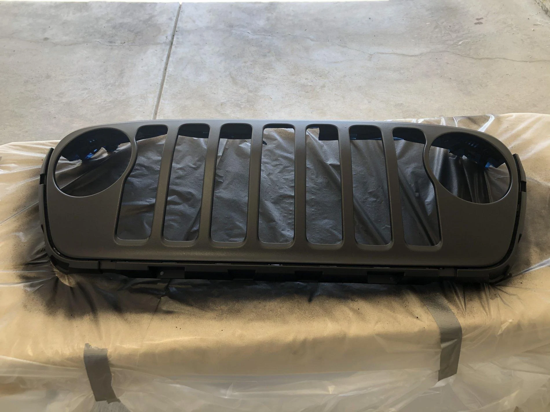 Jeep Gladiator Paint your stock grill vs. buying new one? 2C4720E3-D01F-41DF-856C-7CABDBA17BE6