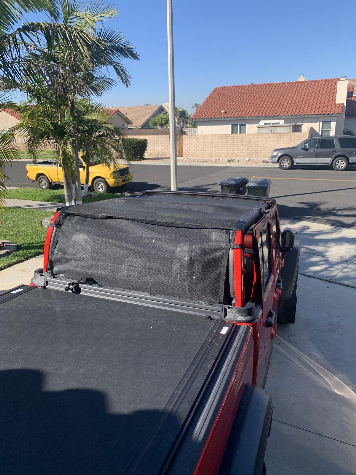 Jeep Gladiator Cargo Curtain and Sun Bonnet EE8429FB-3C5D-4E0C-BEE5-E78A95FFC26D