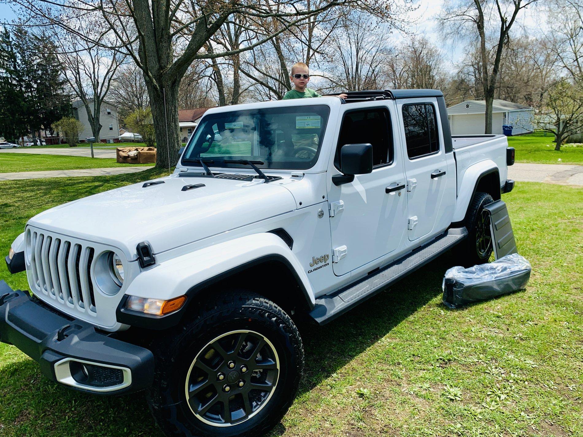Jeep Gladiator Took Delivery of Your JT? Sign in Here! IMG_1866