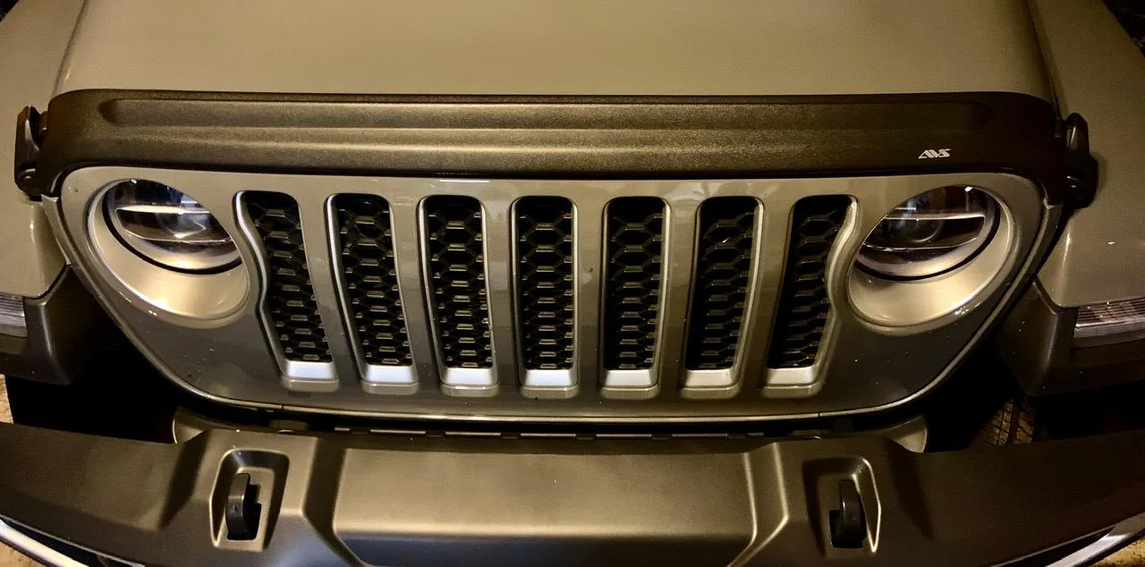 Jeep Gladiator Auto Ventshade Bug Guard Aeroskin II 902EB7F3-0065-445E-9321-250345504768