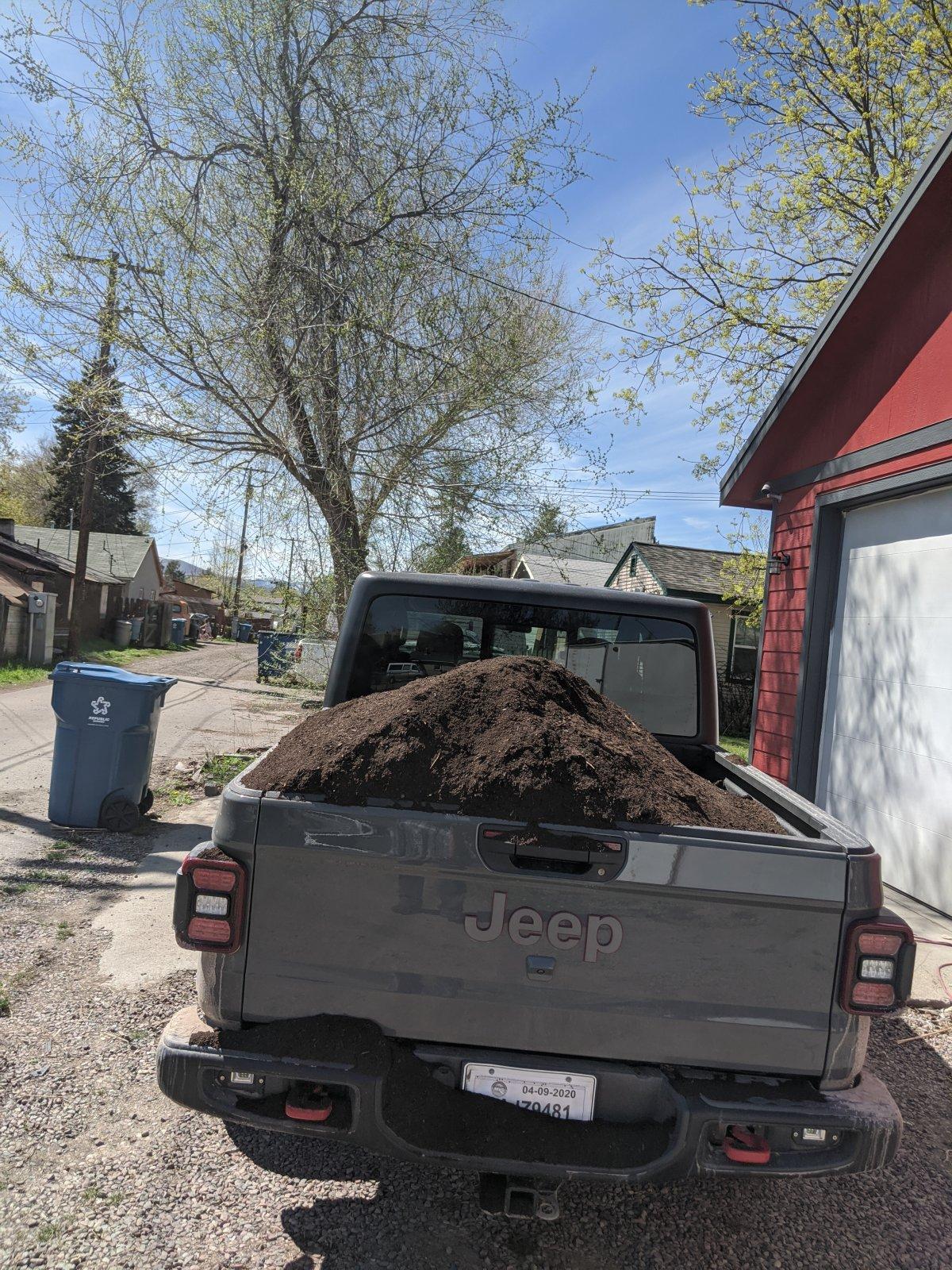Jeep Gladiator overloaded bed test. IMG_20200428_151546