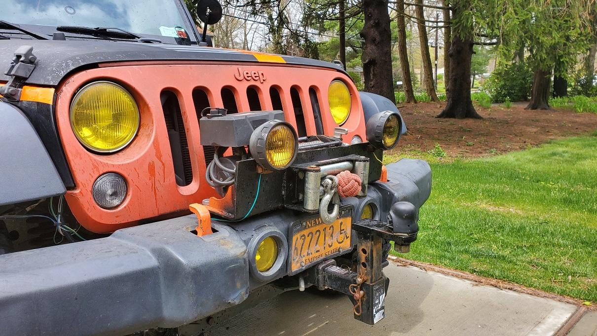 Jeep Gladiator Rubicon w Stock Front Bumper...considering a winch. 20200430_114901