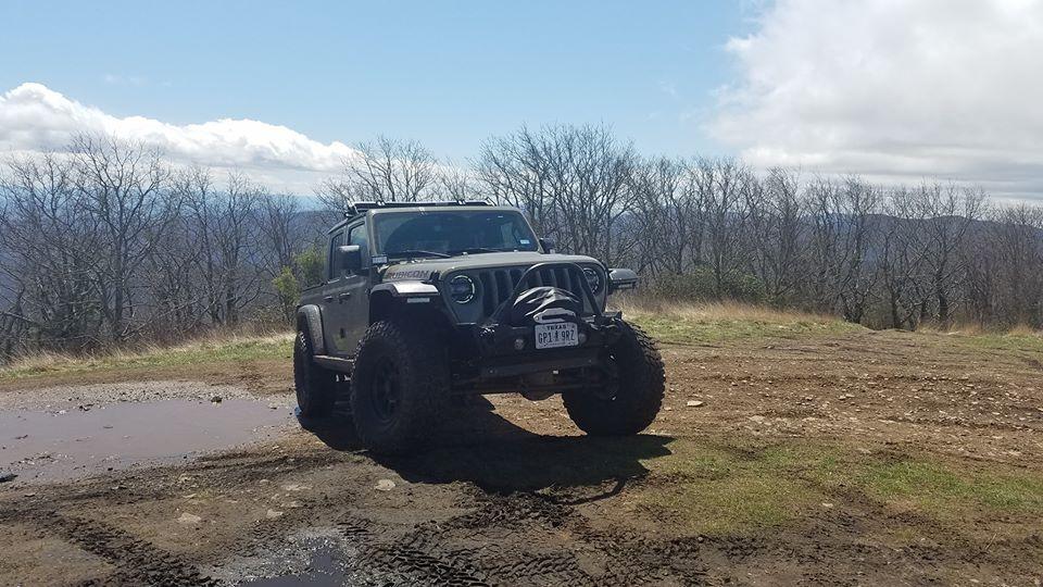 Jeep Gladiator JeepNCrowd's Overland/Rescue Build 94424234_3692158327493277_1321782335737167872_o