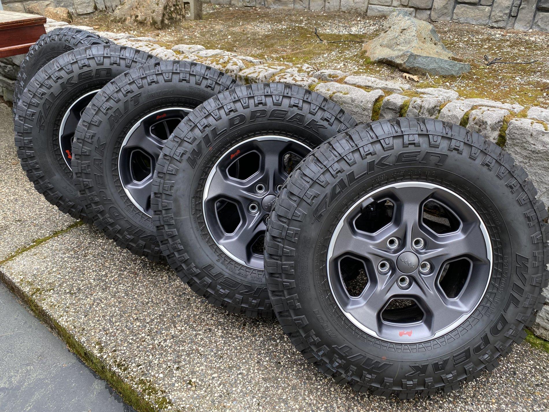 Jeep Gladiator For sale: Set of 5 2020 Gladiator Rubicon wheels with mounted Falken 33–Inch LT285/70R17C Mud–Terrain tires. IMG_6618