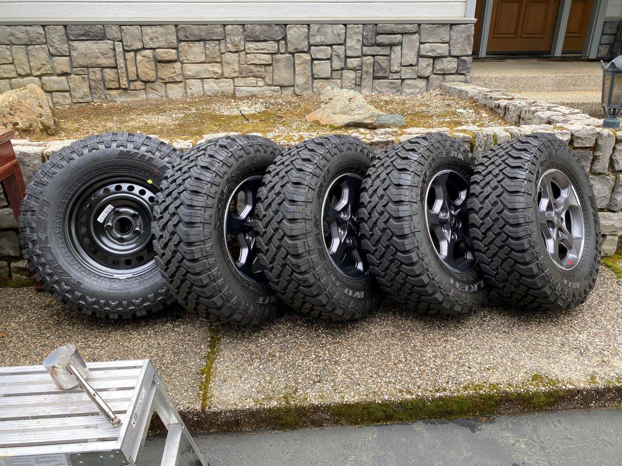 Jeep Gladiator For sale: Set of 5 2020 Gladiator Rubicon wheels with mounted Falken 33–Inch LT285/70R17C Mud–Terrain tires. IMG_6619