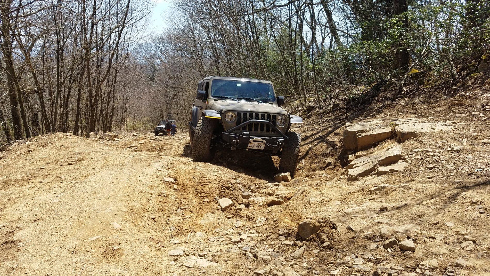 Jeep Gladiator Metalcloak lift 20200502_124728
