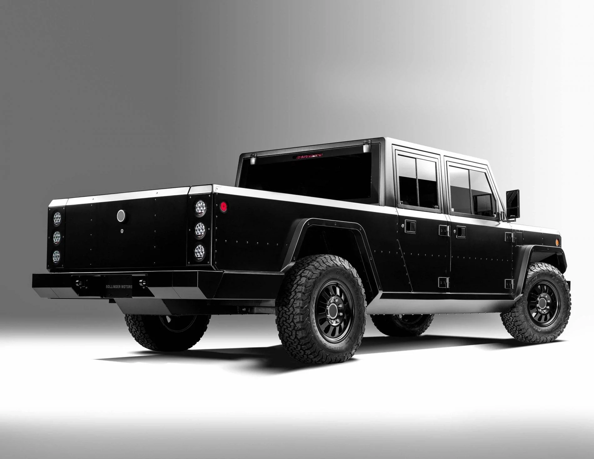 Jeep Gladiator So I guess the Gladiator isn't so expensive...Bollinger 09-small