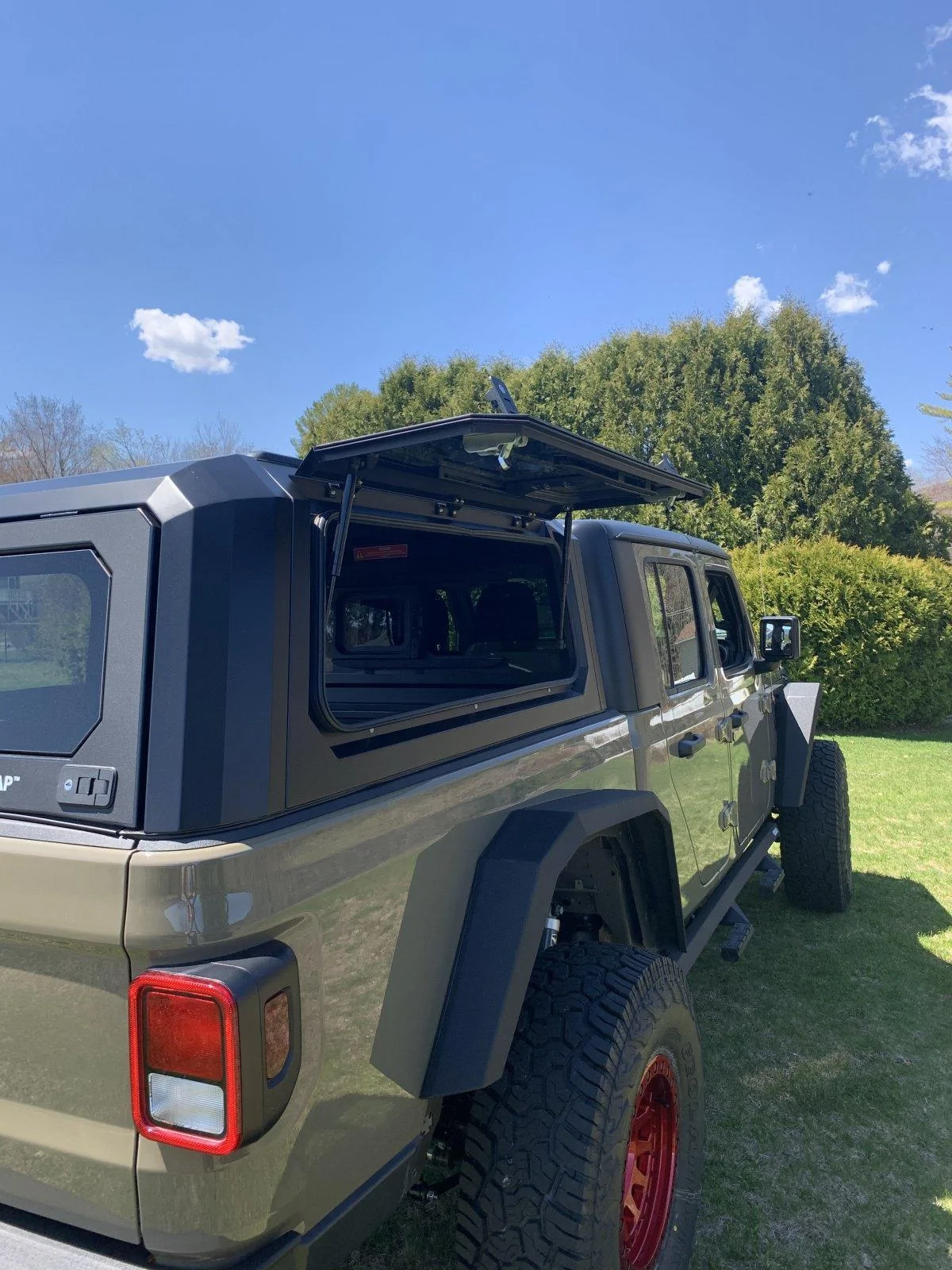 Jeep Gladiator SmartCap goes on new Jeep Gladiator Build Photo May 03, 12 08 29 PM