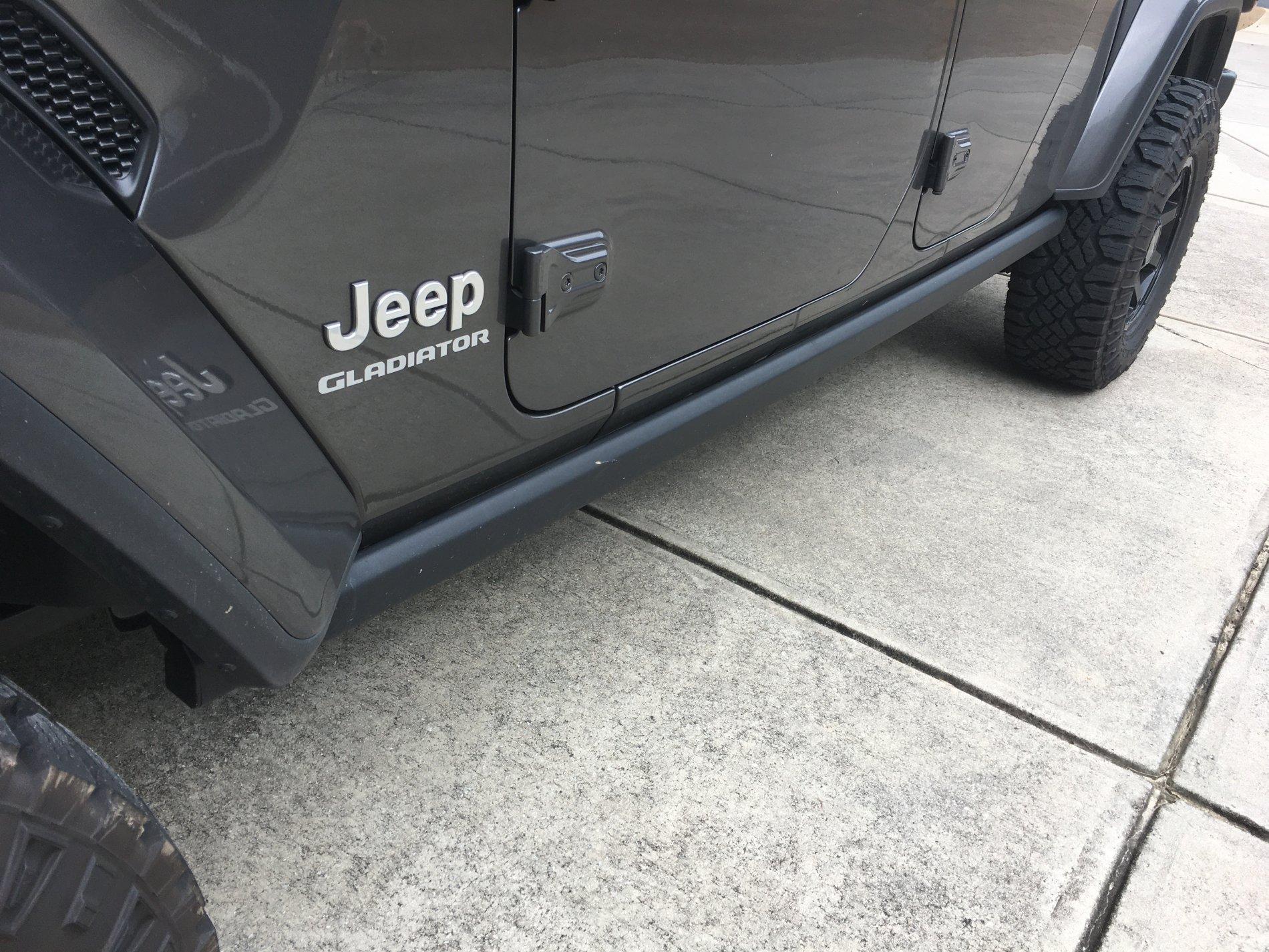 Jeep Gladiator Bent lower rocker rail, fix it or leave it? 54E8A712-3C6C-41A4-82C6-B53D6A38E43A