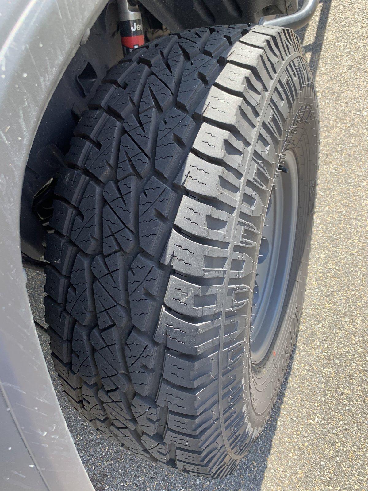 Jeep Gladiator Pro Comp 37s. $1200 077376F1-9E11-4A8F-85A8-D6D8EBB71D1A