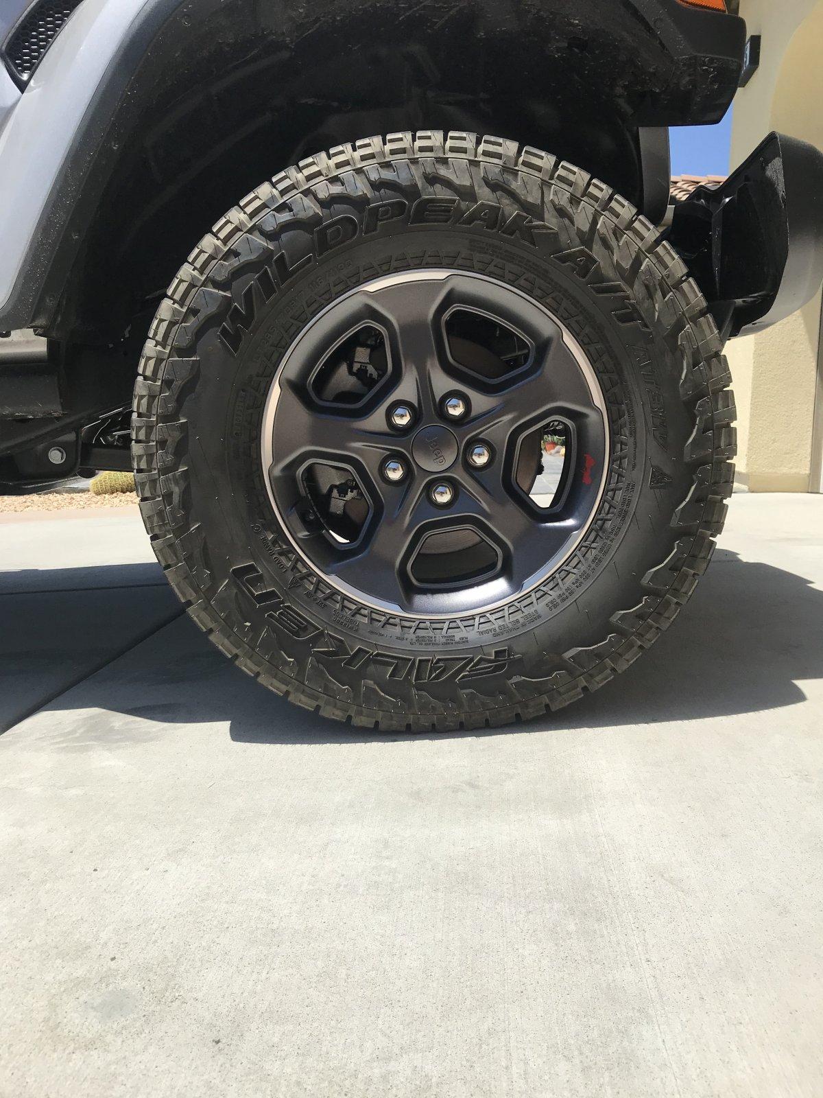 Jeep Gladiator Rubicon wheels and tires $850 777F48CC-2E4C-4999-BA41-7166E25D4949