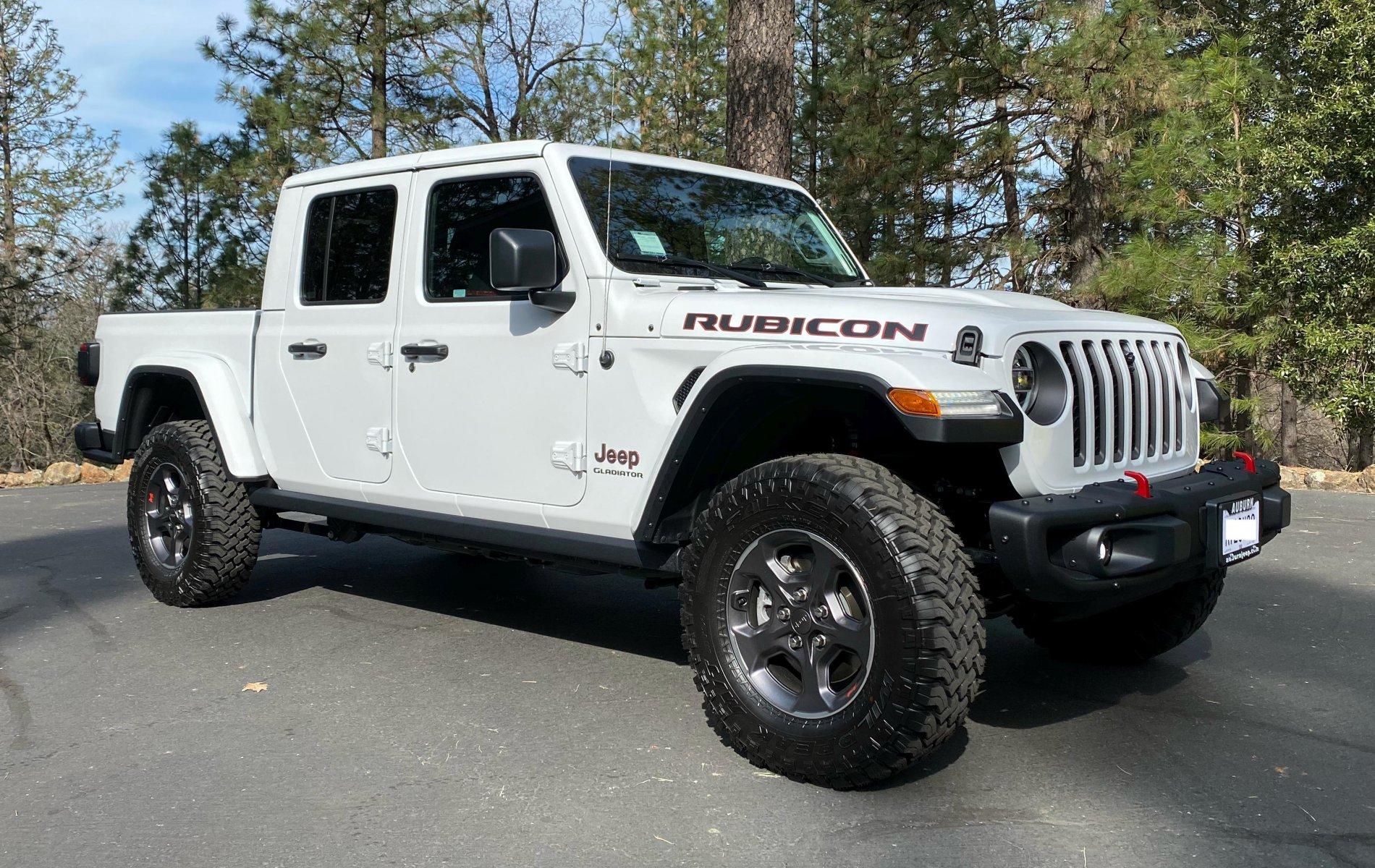 Jeep Gladiator For sale: Set of 5 2020 Gladiator Rubicon wheels with mounted Falken 33–Inch LT285/70R17C Mud–Terrain tires. Gladiator_Stock