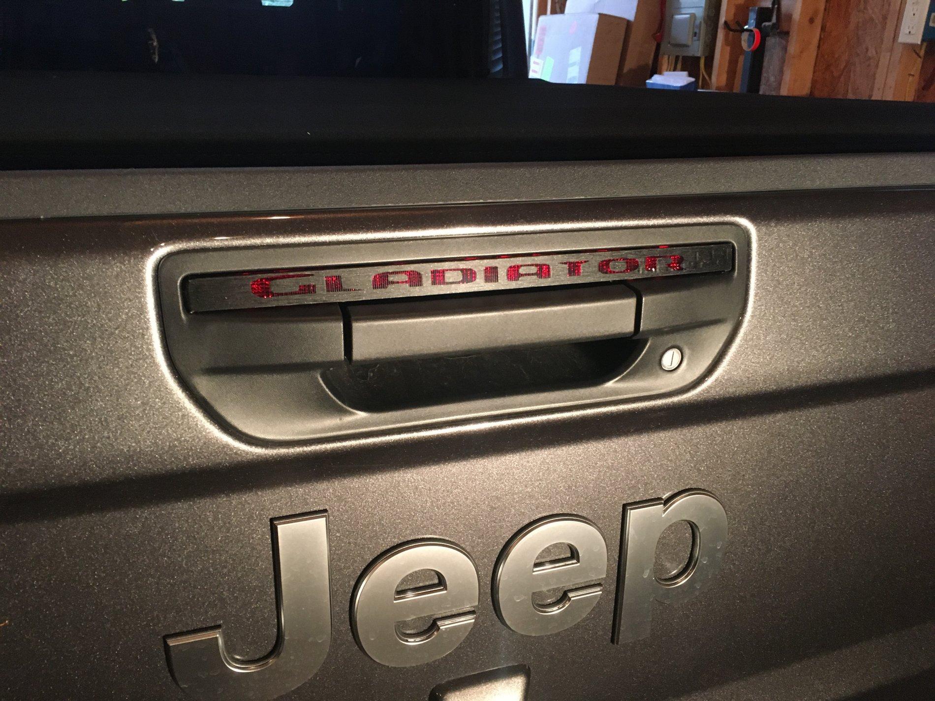 Jeep Gladiator The Overcon 1588642846696