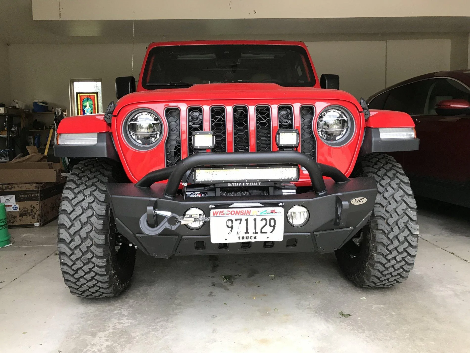Jeep Gladiator Rubicon w Stock Front Bumper...considering a winch. IMG_3025
