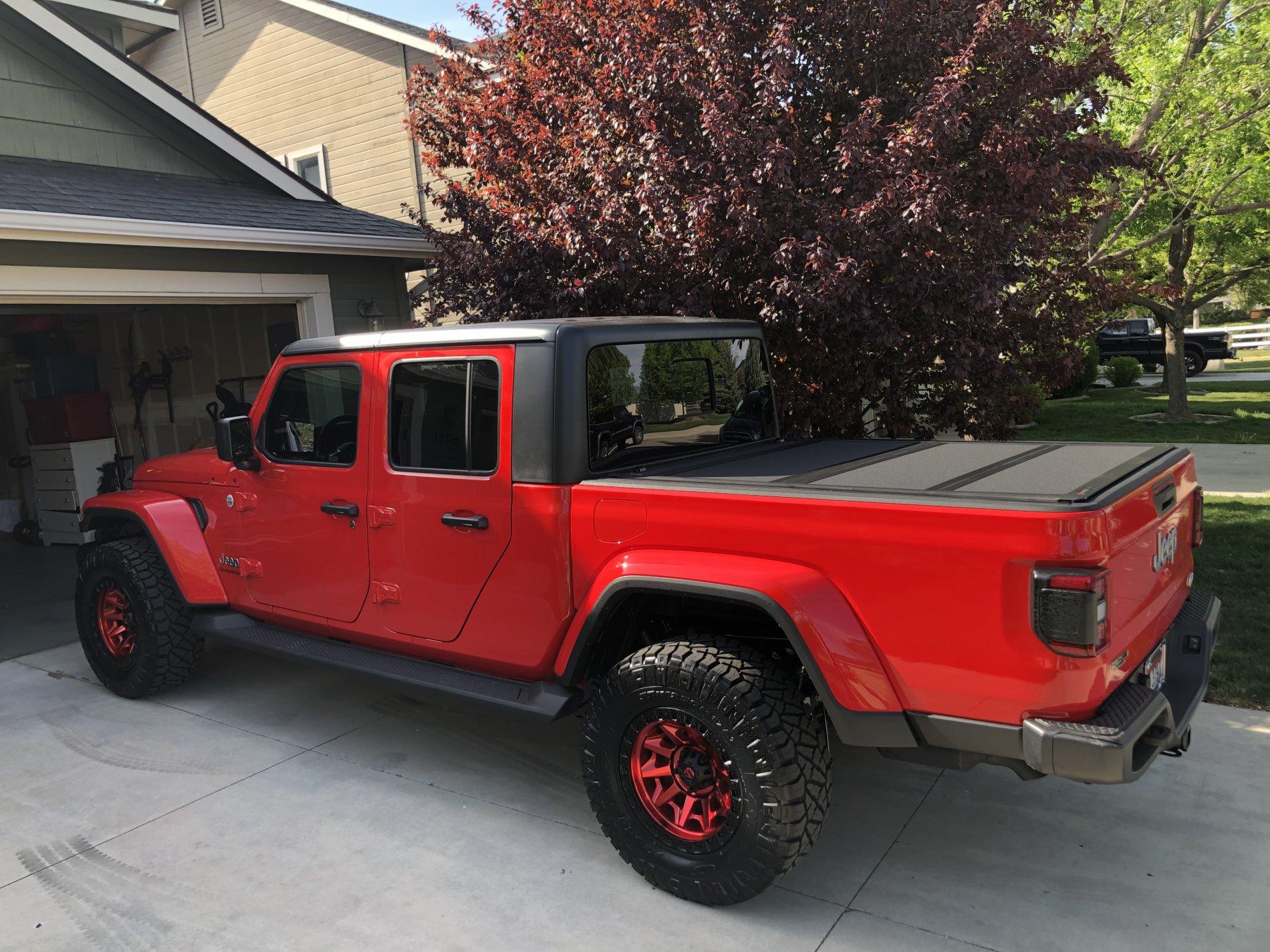 Jeep Gladiator What is everyone seeing? Below Invoice and rates? IMG_1167.JPEG