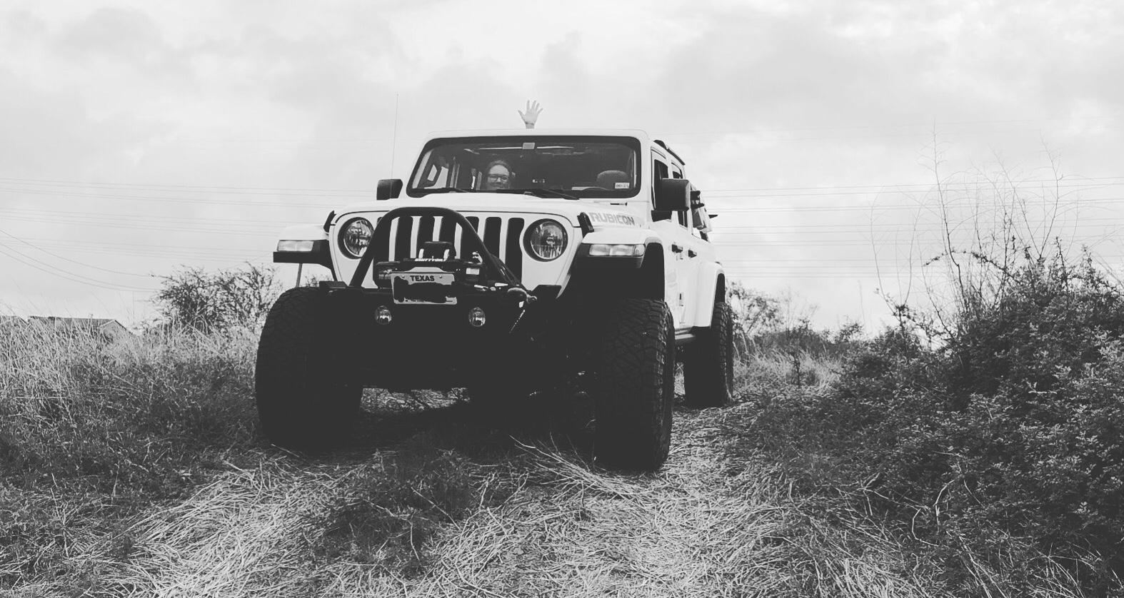 Jeep Gladiator Ready lift to metal cloak upgrade BB28516B-8DBC-4D86-9B50-F49A72C806BC