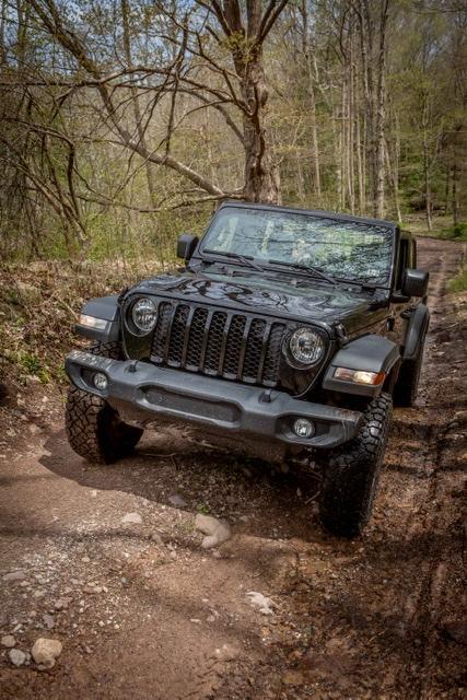 Jeep Gladiator What did you do WITH your Gladiator today? 2418DBFE-B9B9-4799-80EA-B59AE45DFDDA
