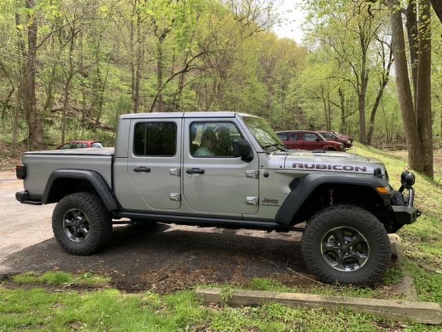 Jeep Gladiator Evo 2.5" Lift (True Height) 9E42FD52-2651-4008-A33C-3E48A6E583AB