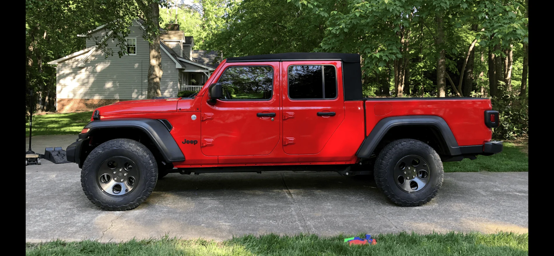 Jeep Gladiator Pictures of 33s and 35s 3E7216E6-ED27-4035-B9F0-DC285CE3A6B7