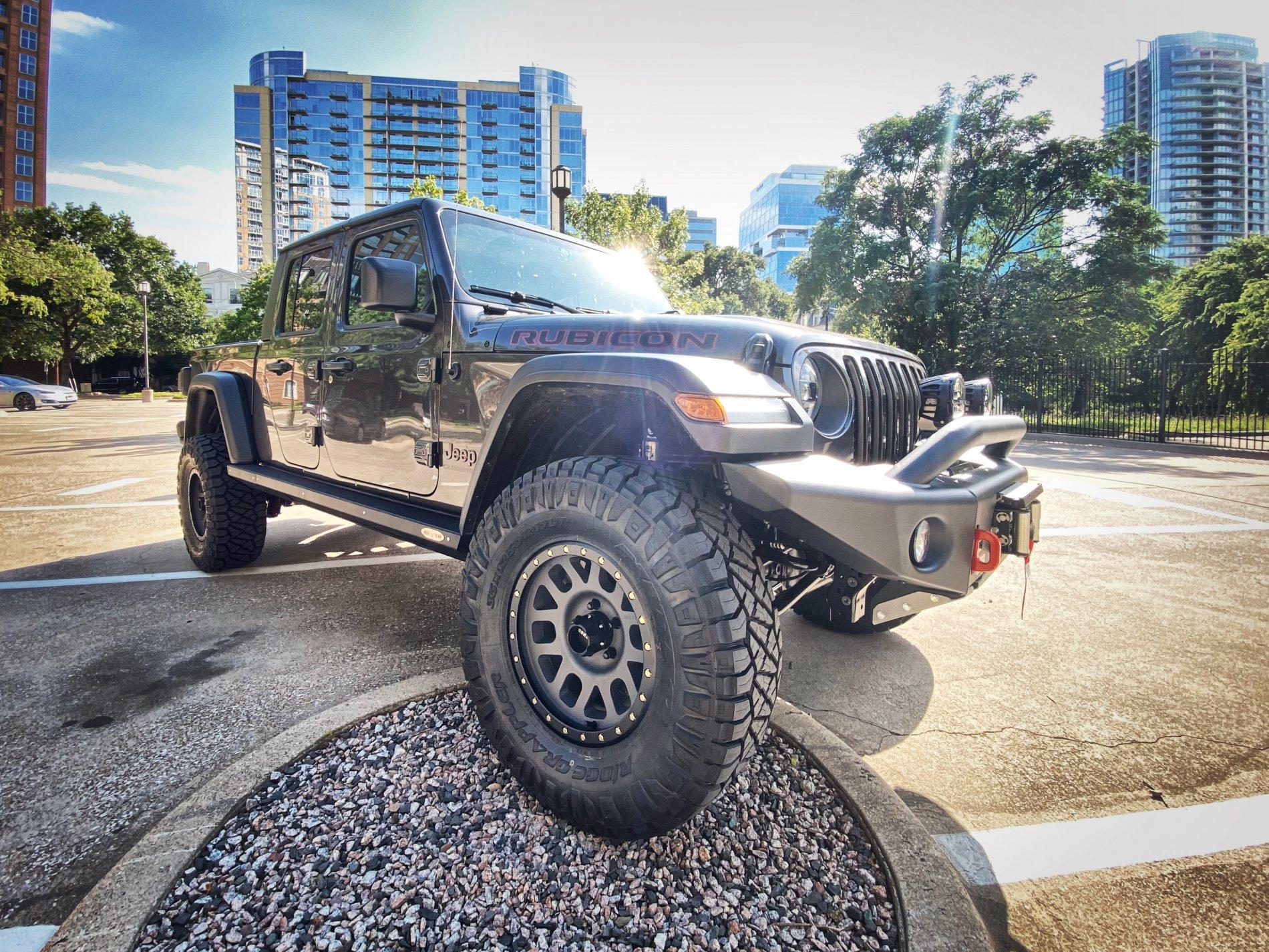 Jeep Gladiator Lets see all those Gladiators with lifts and bigger tires! DFDE9E92-75A5-48A9-9D1D-9CFC118E39B3