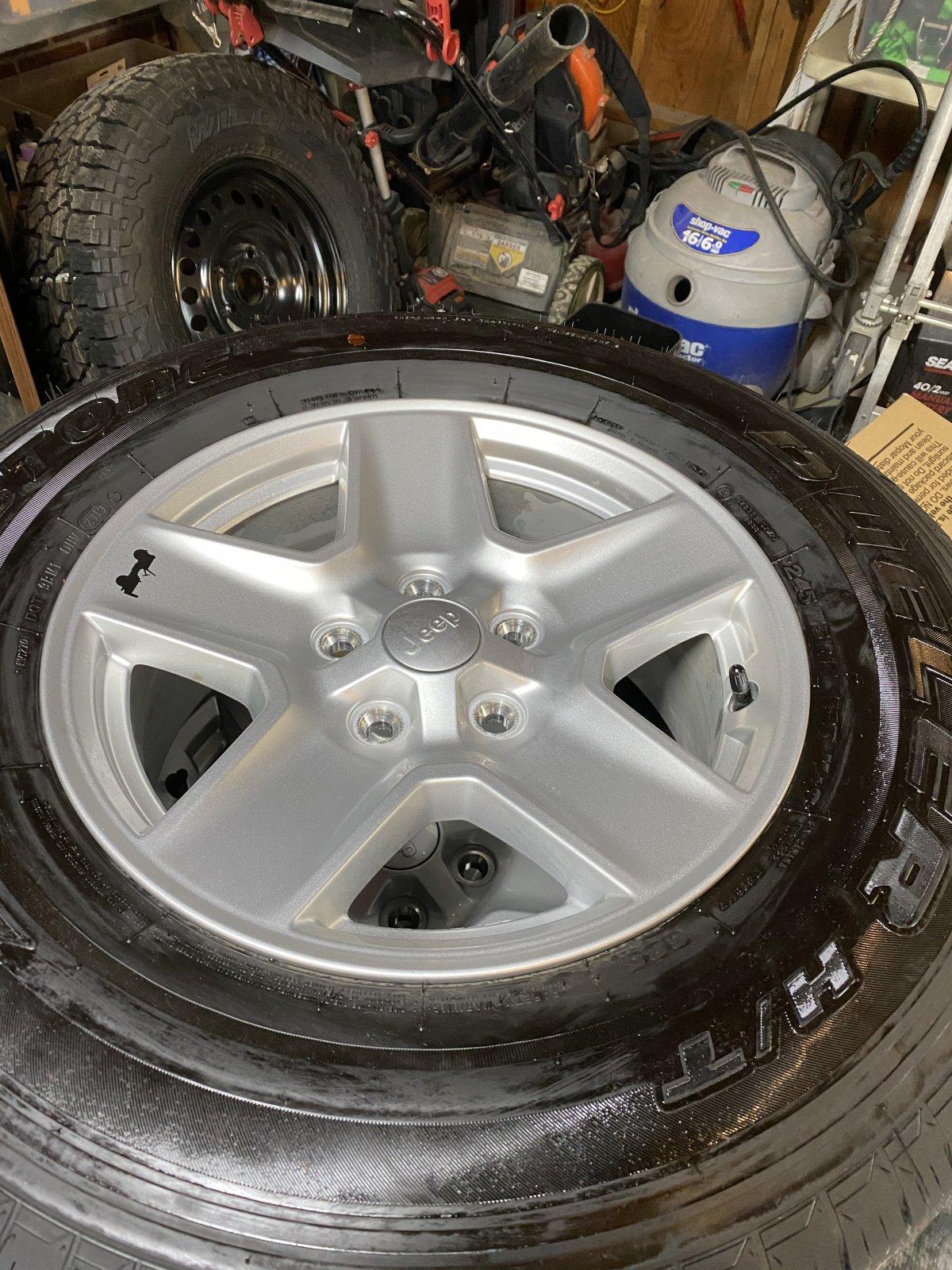 Jeep Gladiator Five Premium Tires and Rims 919A8365-DA69-44DD-9D43-AEA4439E7CC0