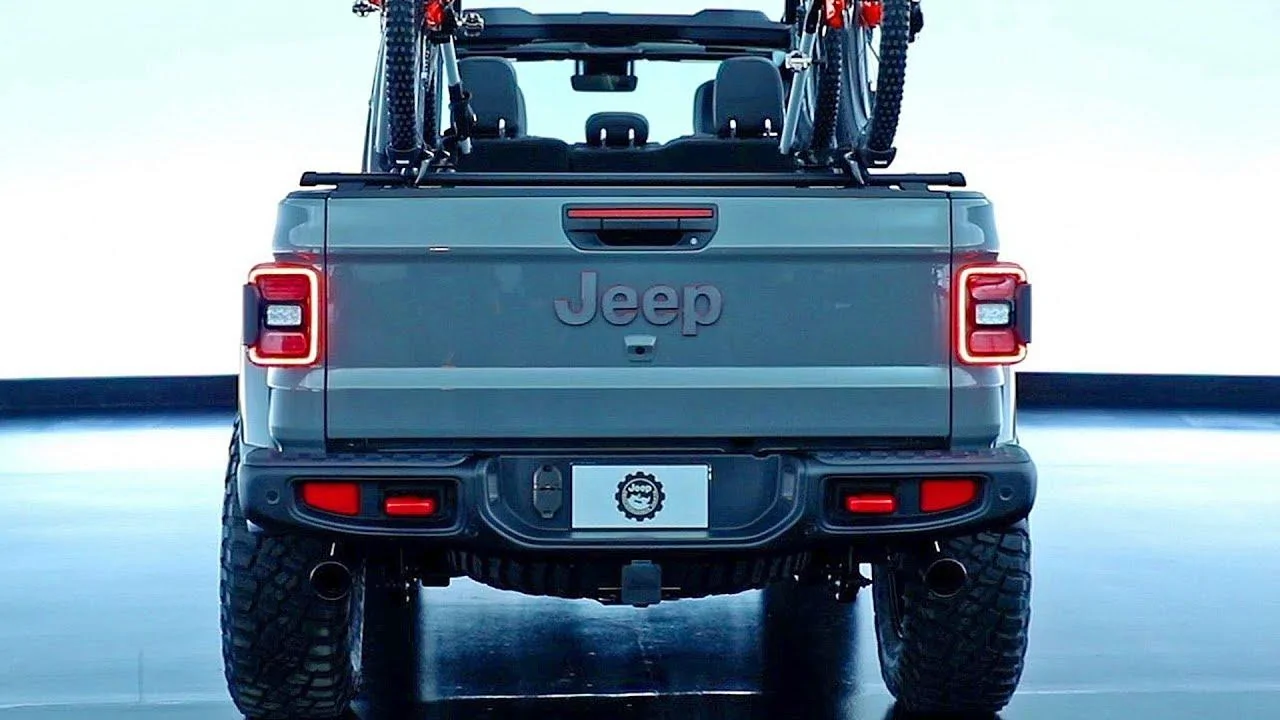Jeep Gladiator Looking for Rubicon front/rear bumper take offs.... RearBumper_MoparRubicon
