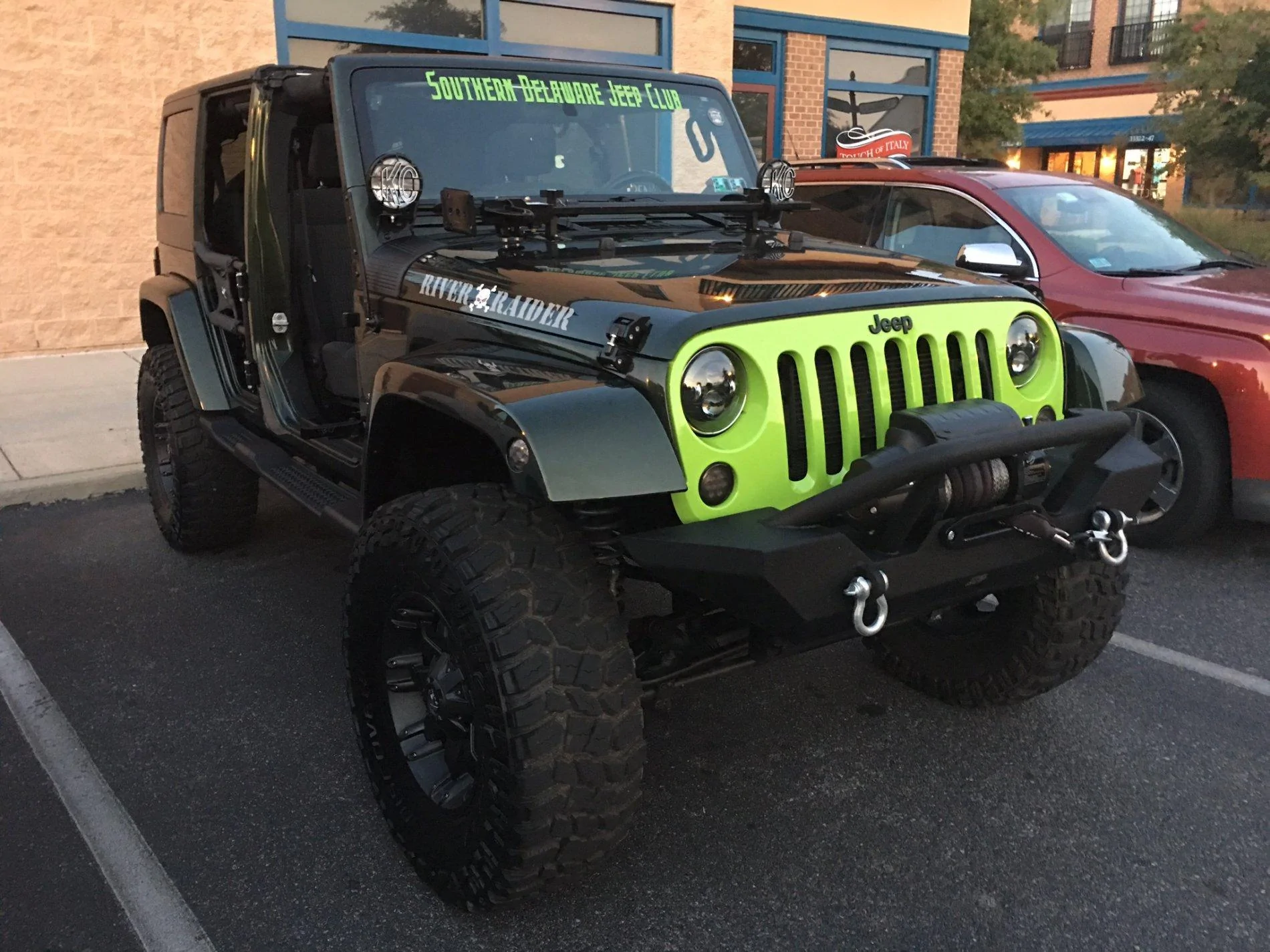 Jeep Gladiator PUNK'N Gladiator JT Club 8FC65FC8-5FF5-4980-A503-82ED66CE3BC9