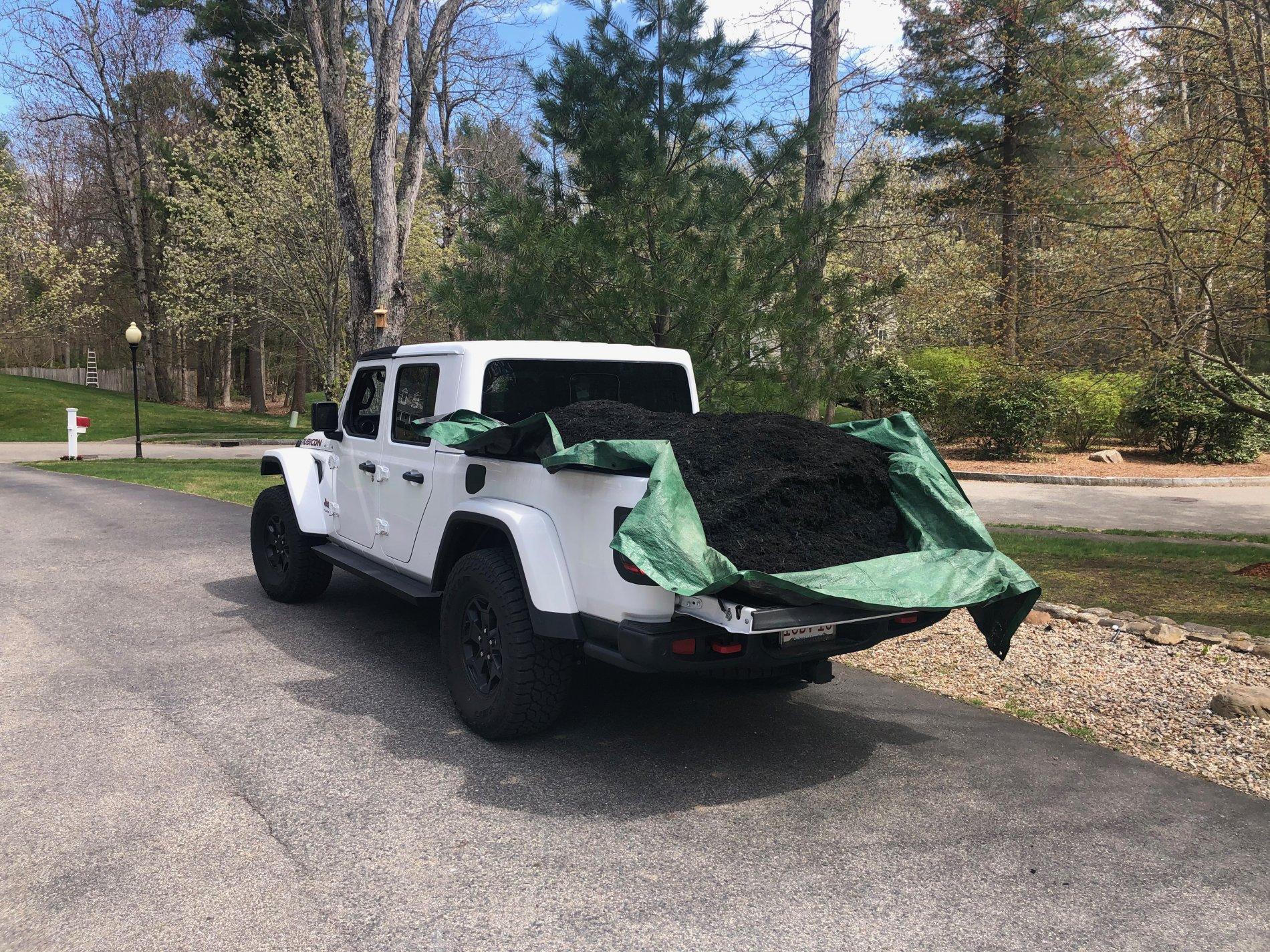 Jeep Gladiator Post your payload pics! IMG_2607