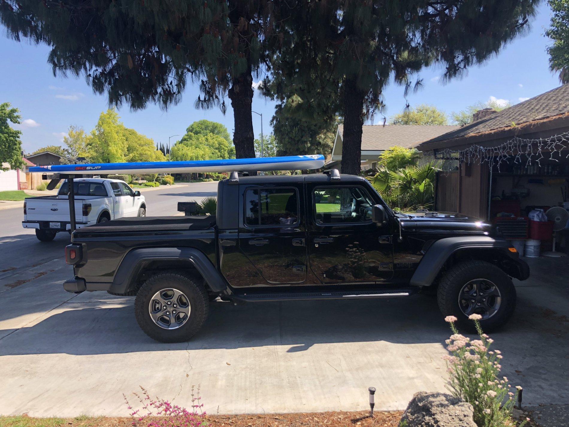 Jeep Gladiator Paddle board with roll up tonneau? 94D90961-AD75-444F-B930-BD613254E12F