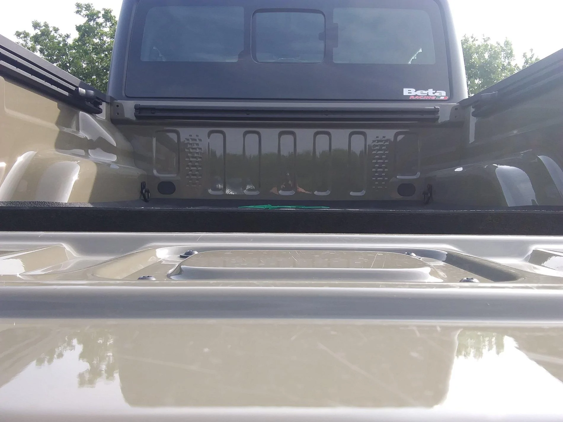 Jeep Gladiator Finally... A Rubber Bed Mat For The Gladiator! 15890355045397153550874287640006